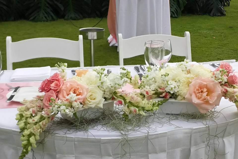 Sweetheart table