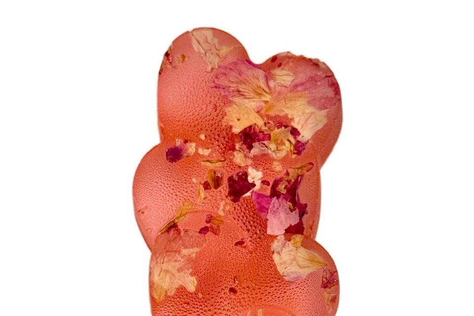 Jumbo Hearts w/ Edible Roses