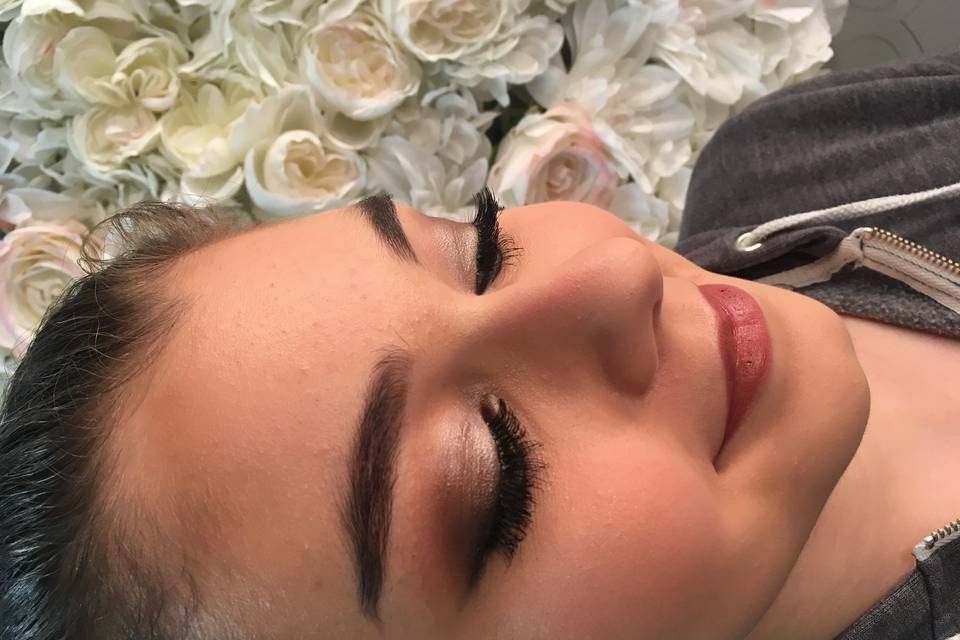 Stefanie Halt Beauty