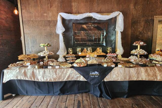 305 Trackside: Dessert Table