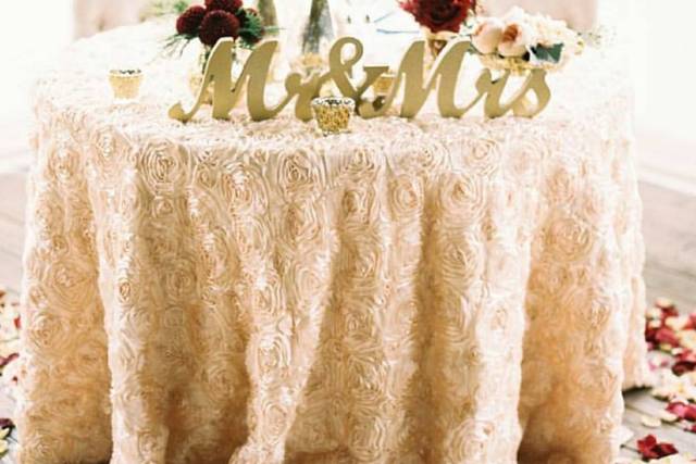 Sweetheart table