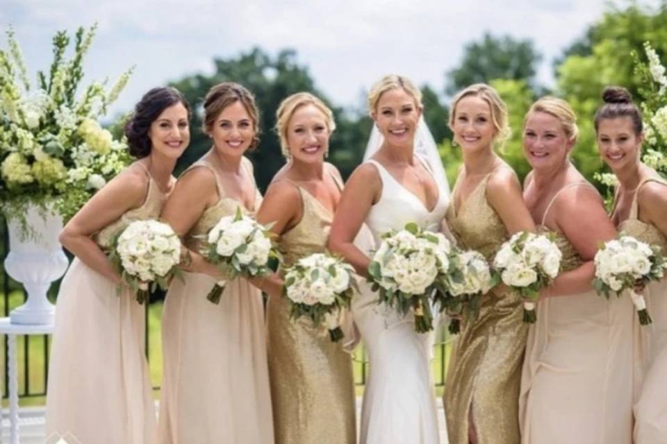 Gold goddesses