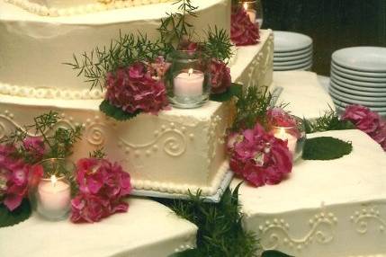 Classic wedding cake