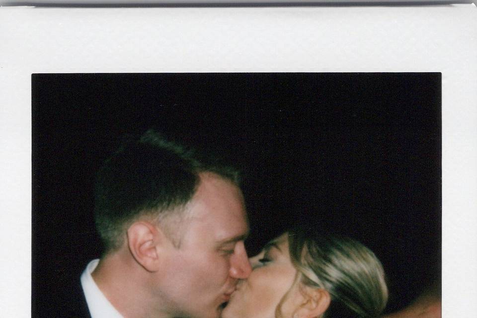 Kiss