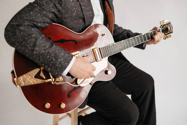 McCaul’s Eagle Mountain Guitar
