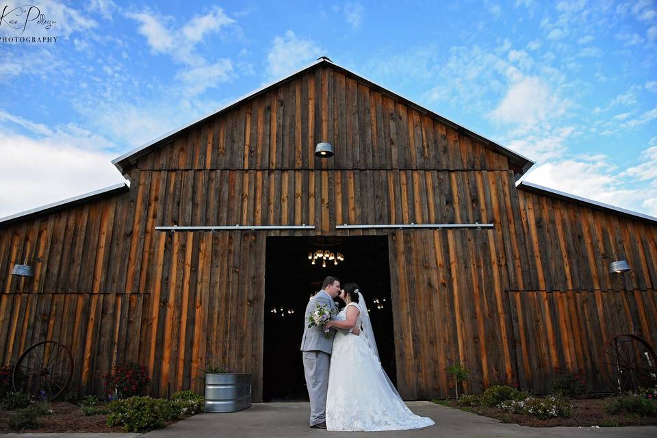 The Barn at TH wedding