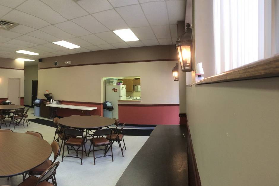 Dormont-Whitehall dining area