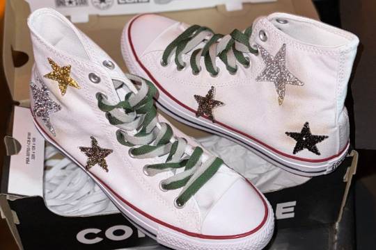 Emcee kicks