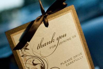 Surprise your guests by hanging valet thank you tags from their rearview mirrors thanking them for sharing your wedding day. The perfect ending to the night!