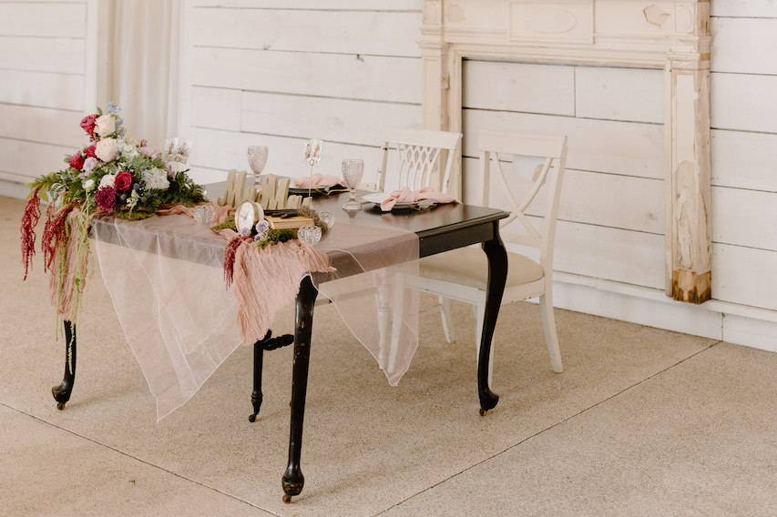 Sweetheart Table Design