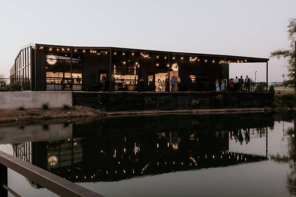 Loco Lake Venue