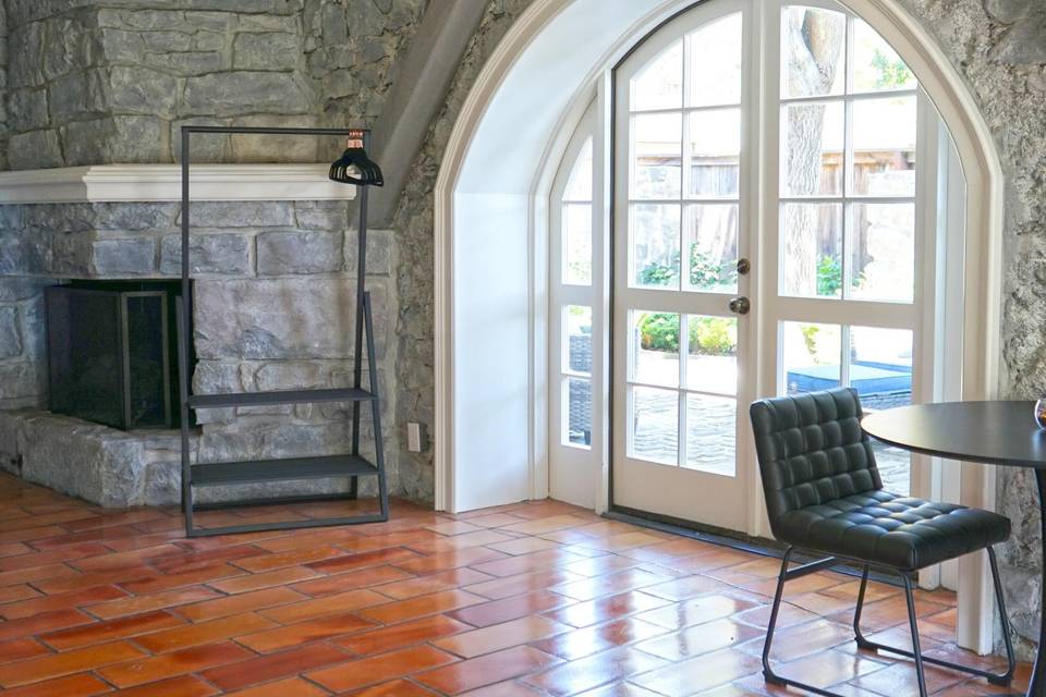 Sonoma Stonehouse