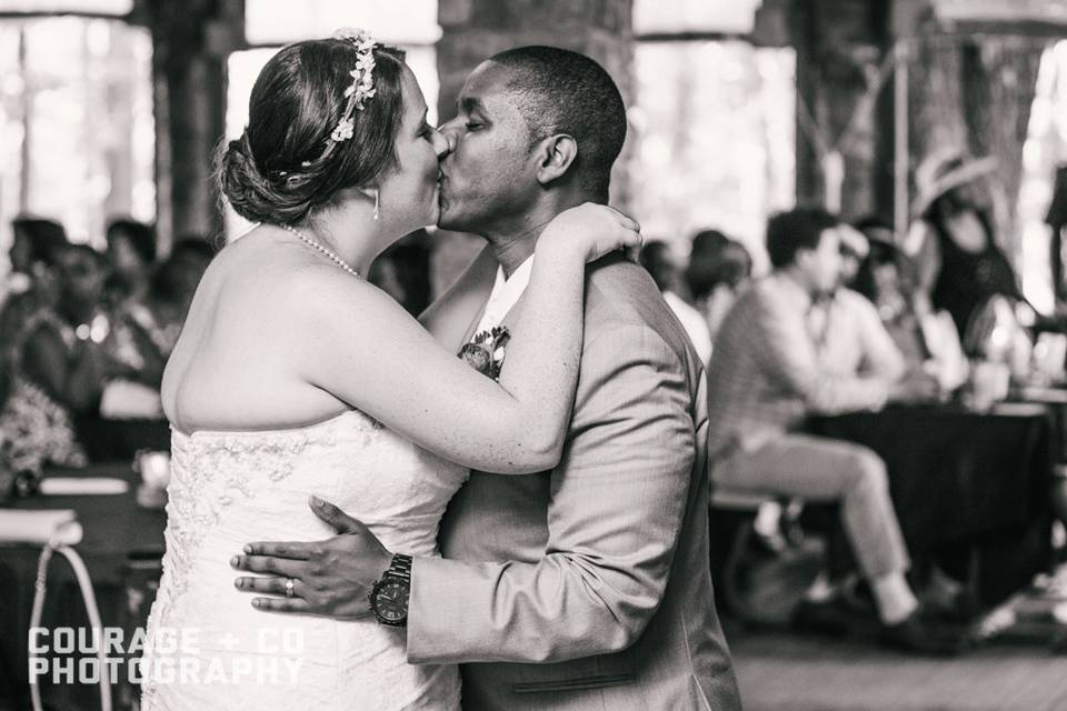 Courage & Co Photography