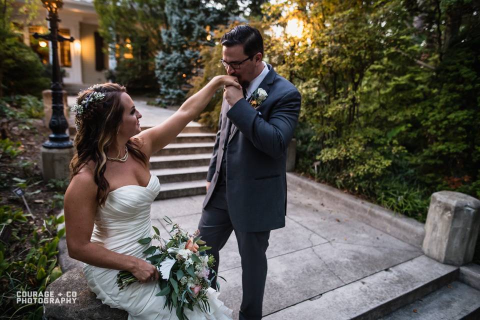 Courage & Co Photography