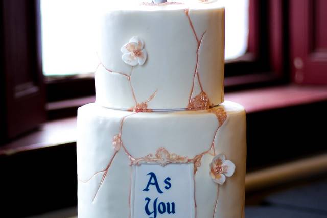 Elegant marble cake with letter