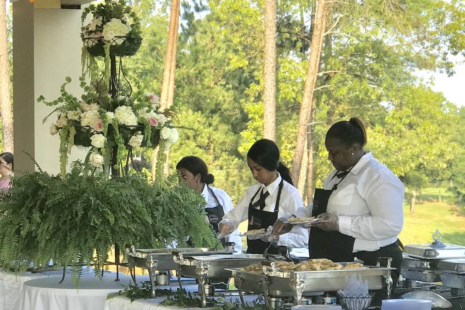 L'Chris Catering & Company