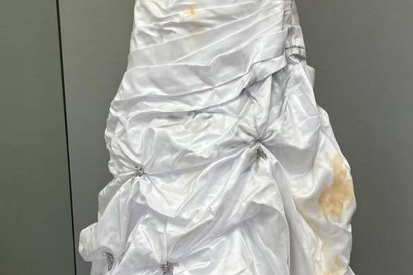 Kite's Wedding Gown Specialists