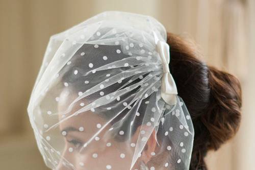 Distinctive Veils & Accessories