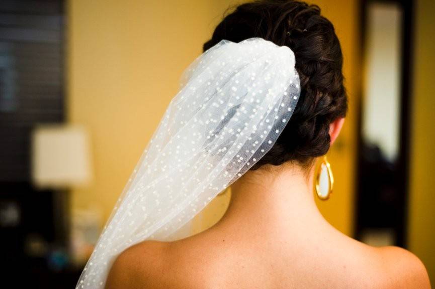 Our Real Bride here wore our Swiss Dot Veil.  She loved it so much she said she didn't want to take it off!