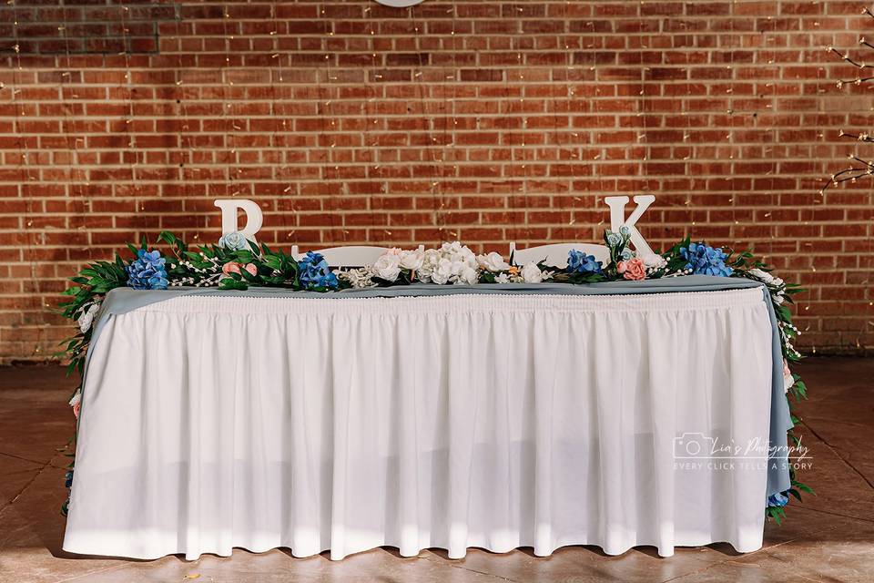 Head Table