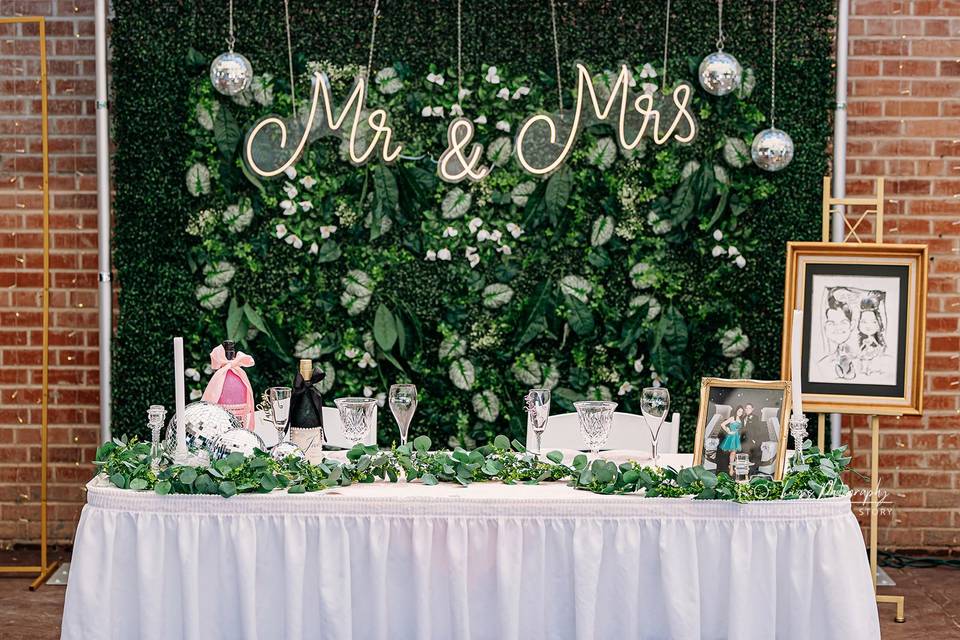 Head Table