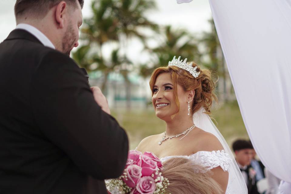 Intimate and romantic wedding