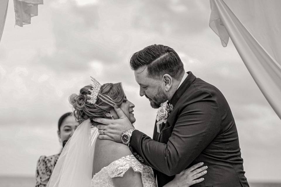 Intimate and romantic wedding