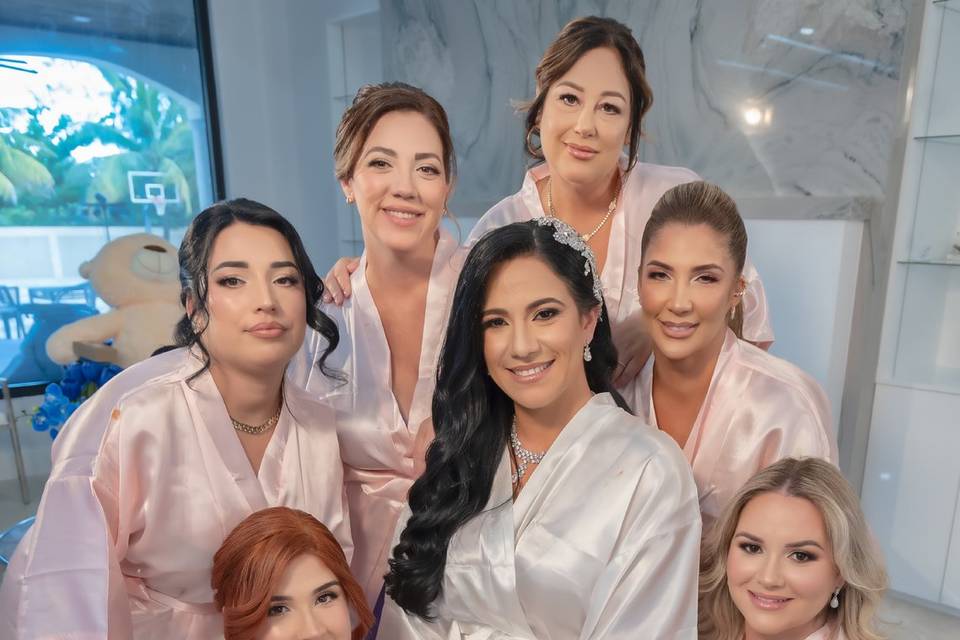 Intimate and romantic wedding