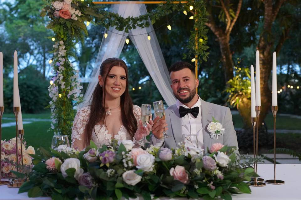 Intimate and romantic wedding