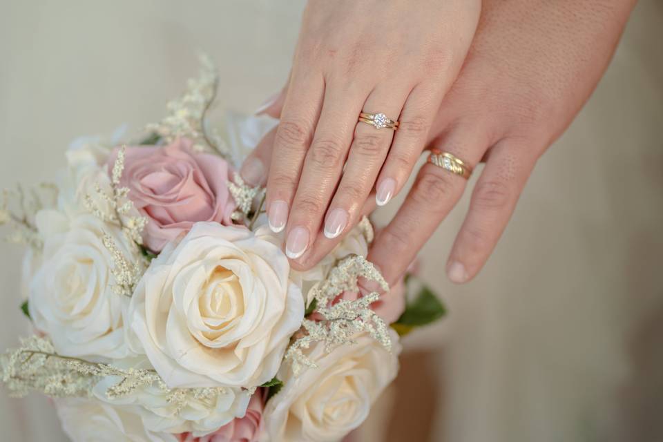 Intimate and romantic wedding