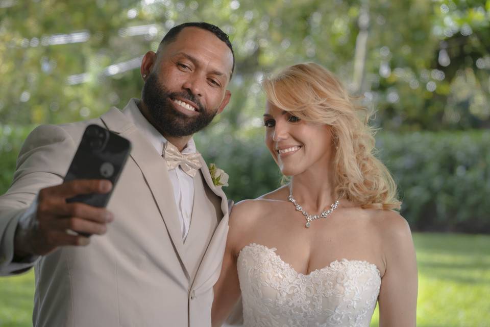 Intimate and romantic wedding