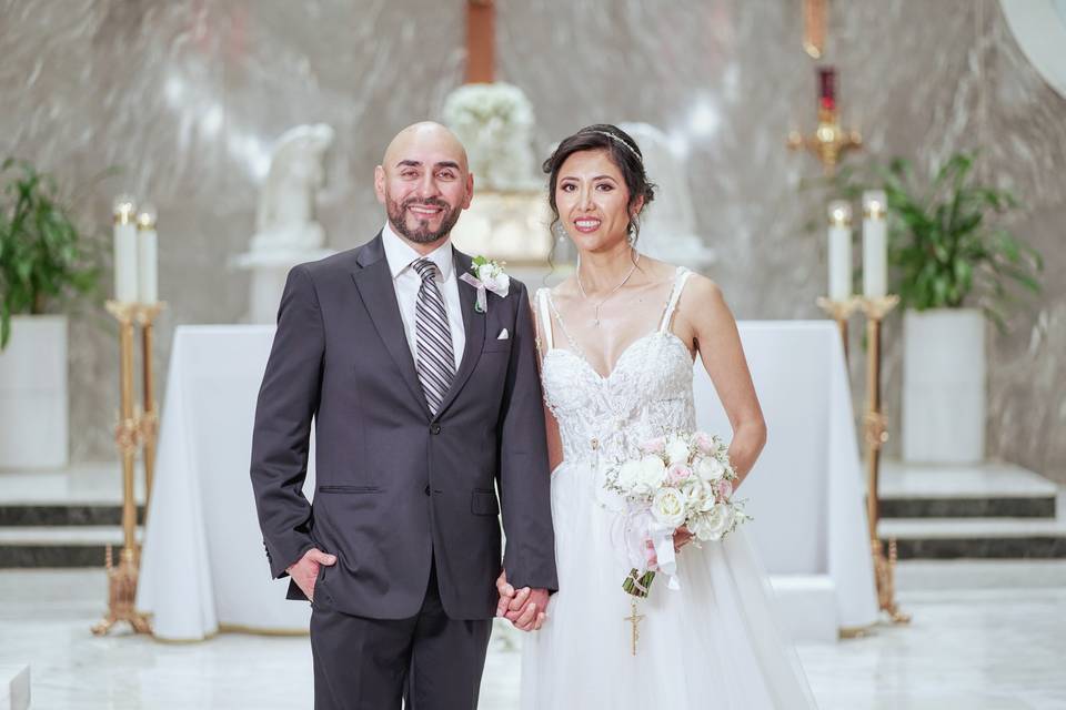 Intimate and romantic wedding