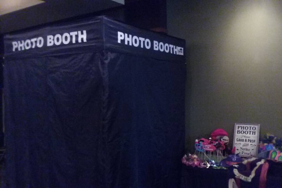 Photo booth and props