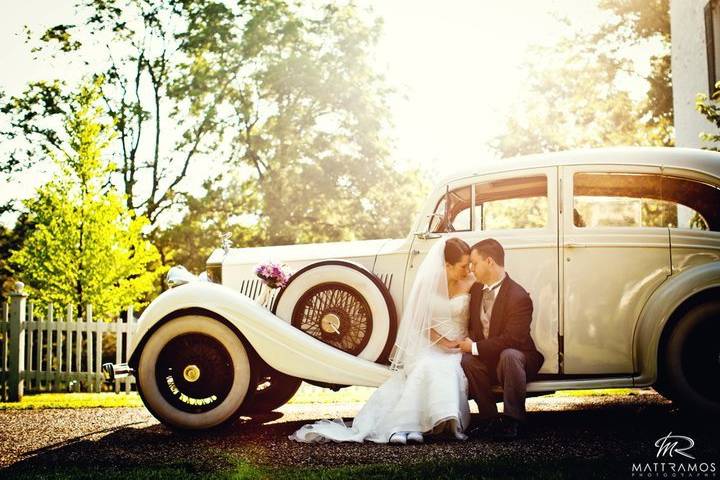 Vintage car wedding