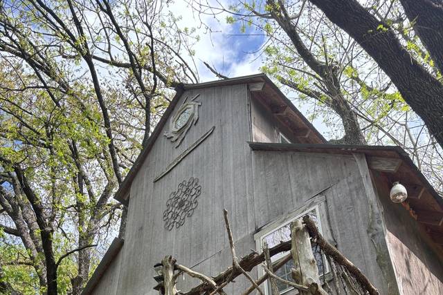 Bare Creek Treehouse