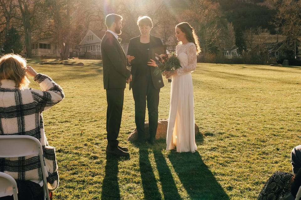 Corin Blanchard | Officiant