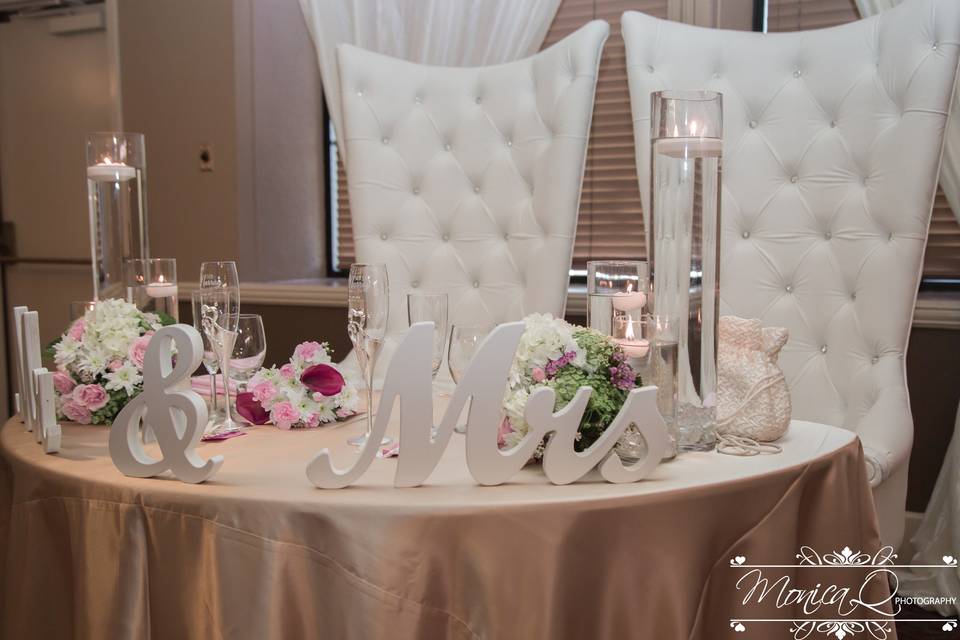 Newly-wed table