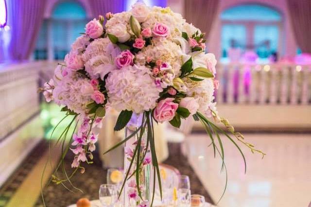 White flower centerpiece