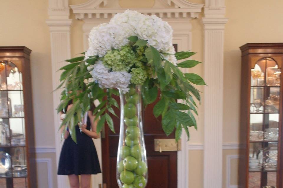 Floral centerpiece