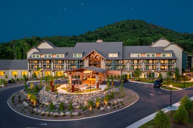 Dollywood's HeartSong Lodge and Resort