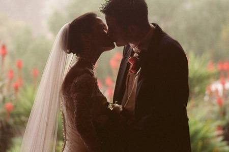 A newlywed kiss