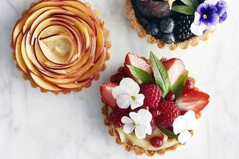 Seasonal Tarts w/Flowers