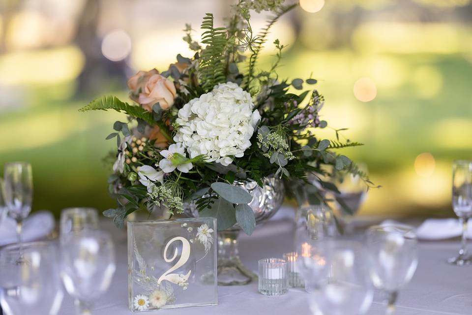 Compote dish centerpiece