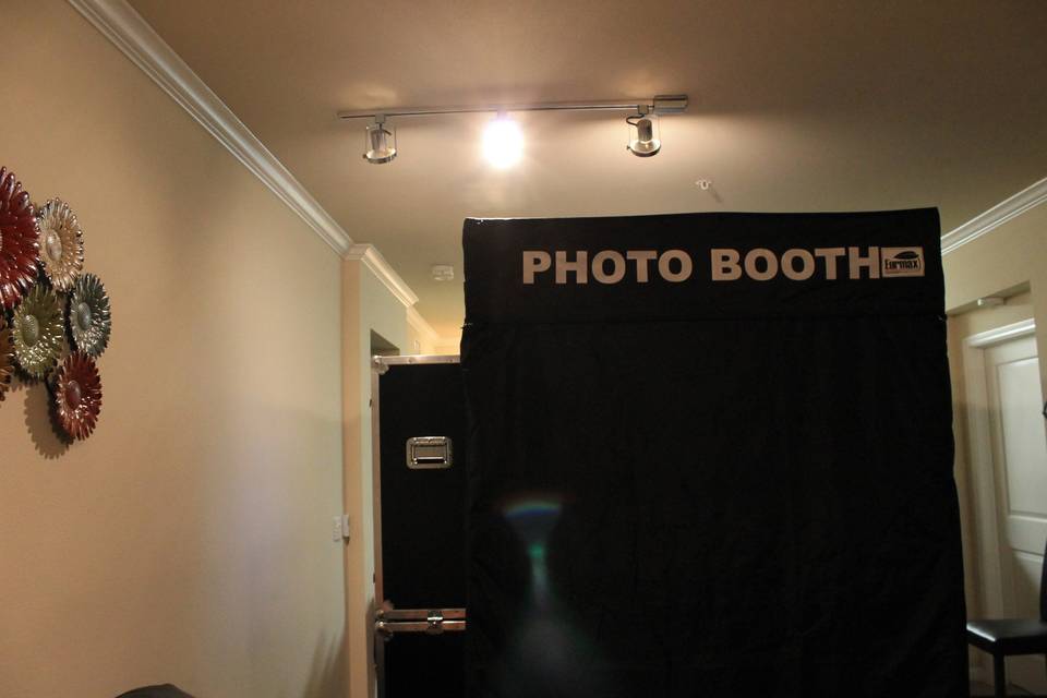 A and A Photo Booth
