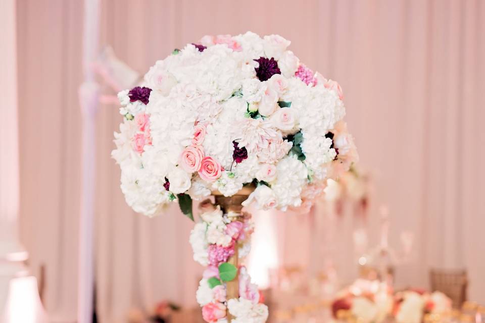 Floral centerpiece