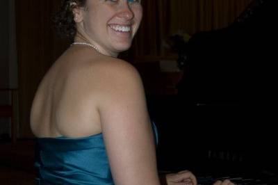 Sarah Lawlor Pianist Extraordinaire