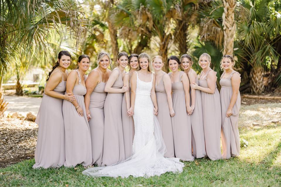 Verandah Club Bridesmaids