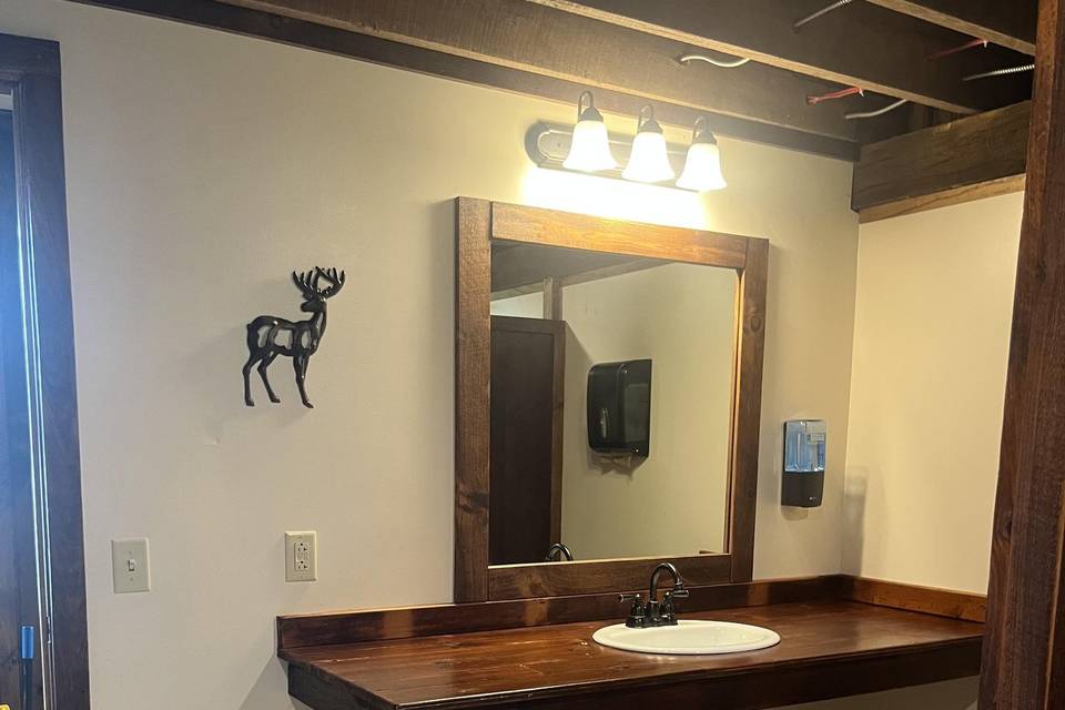 Mens room