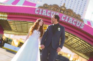 THE HITCHIN' POST WEDDING CHAPEL