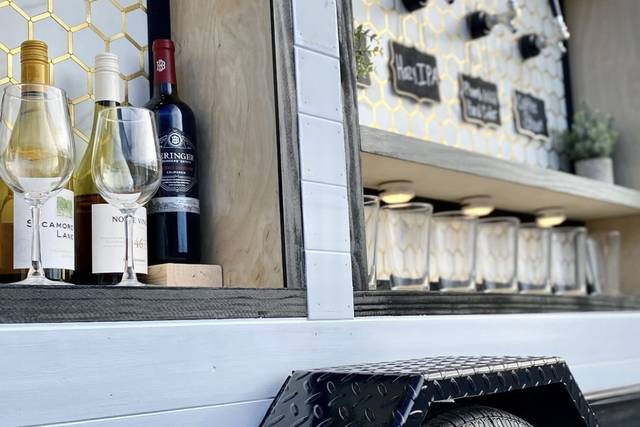 Tap Cart Mobile Bar- close up2
